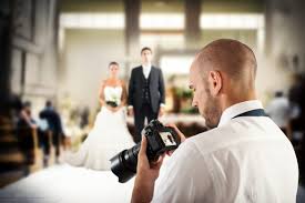 Wedding Photographer - A Step by Step Guide for a Clean Budget